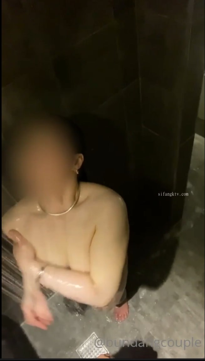 pacopacomama-090523_905-FHD-DMを送ってきた欲求不満の人妻とパコパコ！宮川裕子